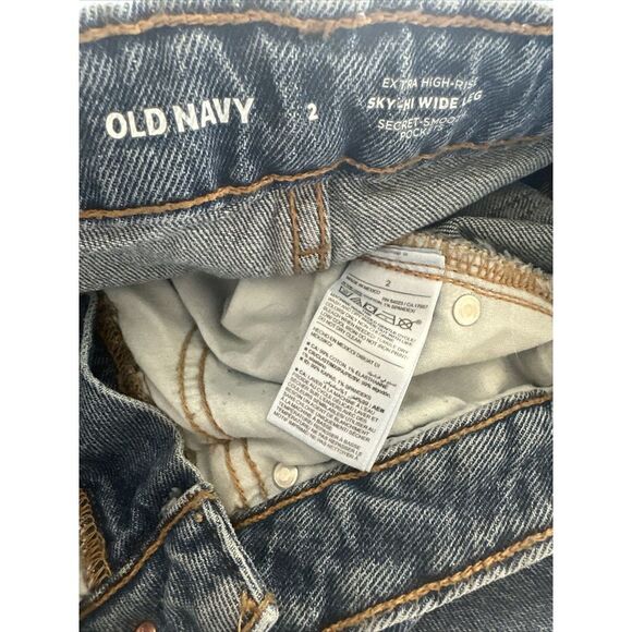 Old Navy Women's 2 Jeans Ski-Hi Wide Leg Distressed Extra High Rise Distressed - Picture 10 of 11